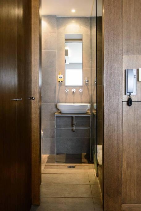 City Lux2Modern Apartment Next To Kerameikos Metro Athens Luaran gambar