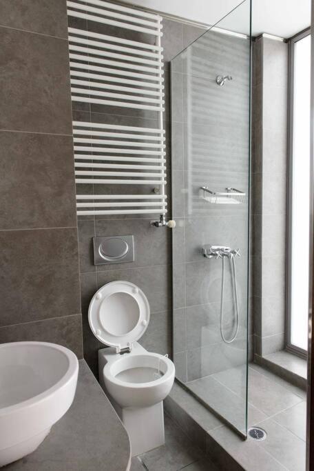 City Lux2Modern Apartment Next To Kerameikos Metro Athens Luaran gambar